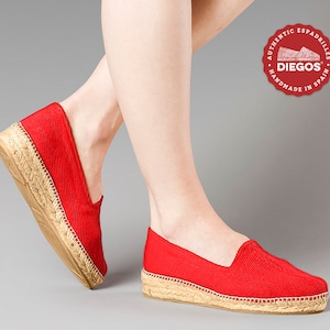 Diegos® Classic low wedge red Lucía herringbone espadrilles shoes, hand made and hand stitched in northern Spain