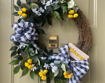 Wreath | spring decor | spring wreath | door decor