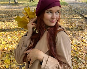 Classical French Beret for Women. Autumn Soft to Touch Beret for Her. Vintage White, Bordo and Dark-Green Beret for Girls. Handmade Warm Hat