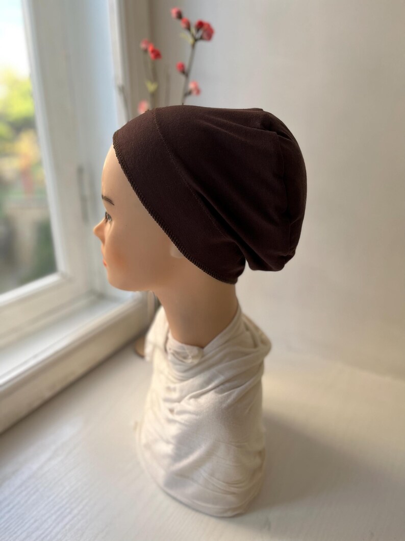 Hat after chemotherapy with volume for women