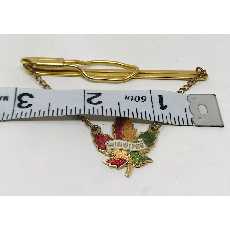 Vintage Winnipeg Canada Gold Tone Enamel Tie Bar Clip Canada Maple Leaf