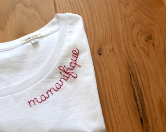Customizable hand-embroidered organic cotton T-shirt - MAMANIFIQUE