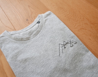 Hand-embroidered organic cotton T-shirt - MONTAGNES