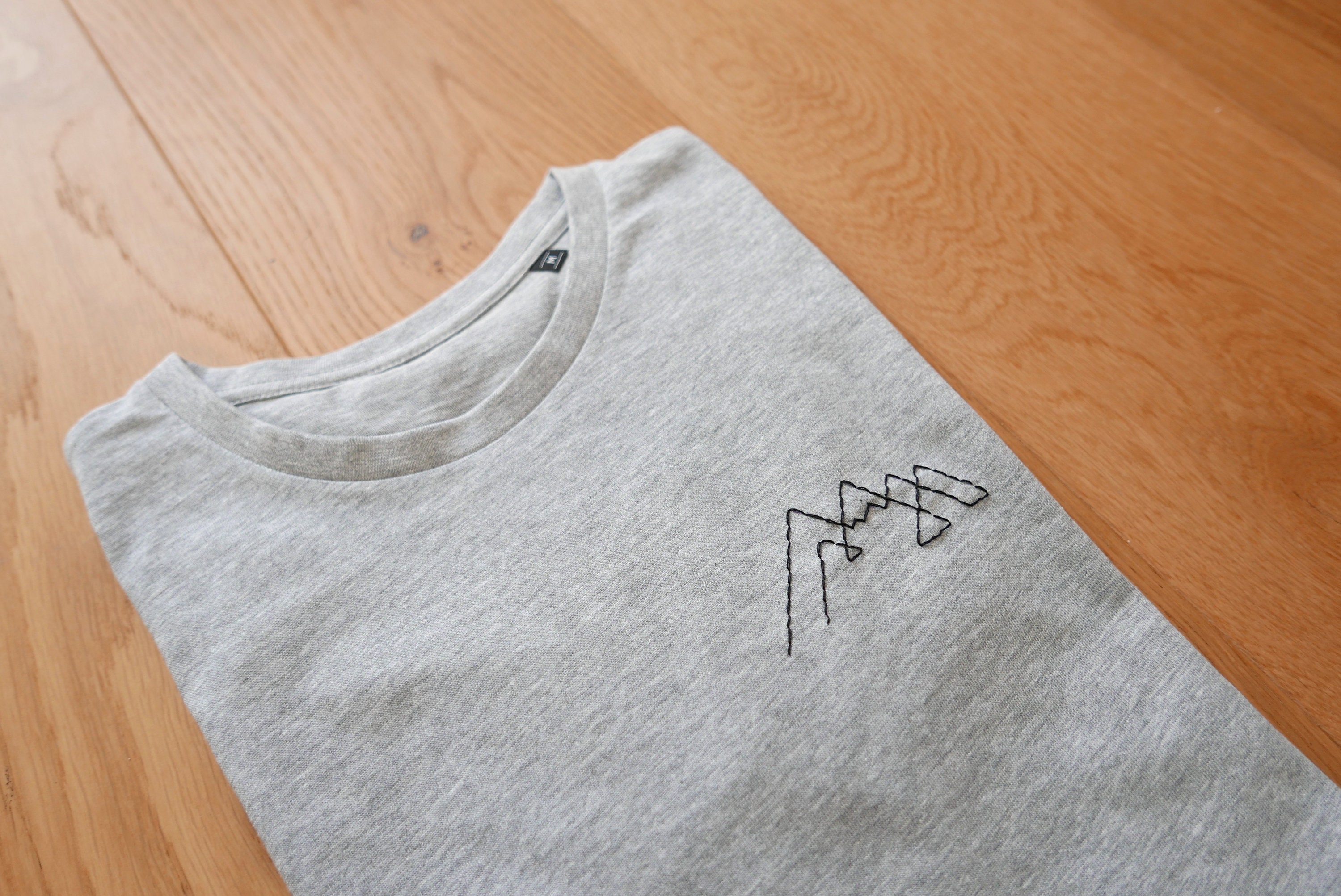 Tee shirt montagne sales