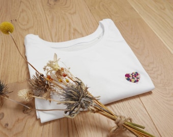 Customizable hand-embroidered organic cotton T-shirt - COEUR FLEUR