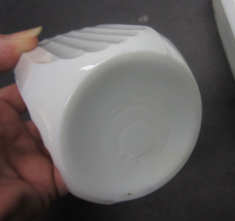 Hocking White Milk Glass Vitrock Range Shakers SALT PEPPER Depression Glass
