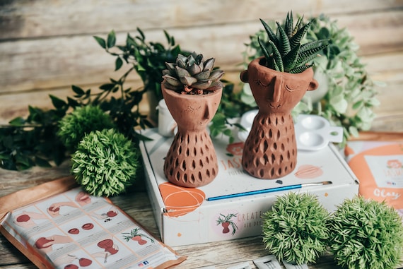 DIY Clay Pottery Kit for Two: Plant Pot Head, Air Drying Clay - Etsy Denmark