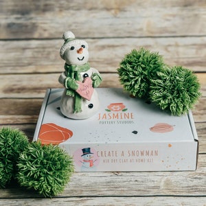 Gör en festlig snögubbe, lerkit