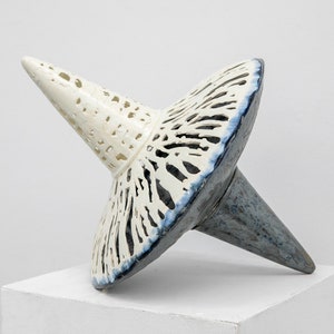 ORIGINAL SCULPTURE, Spinning Top Sculptura Modern Sculpture, Contemporary Art, Ceramic Sculpture, Art Decor, Sculpture Collection, Sculpture