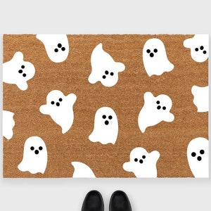 Ghosts Halloween Doormat,Boo Ghost Doormat,Ghost Decor,Halloween Doormat,Ghost Doormat,Halloween Porch Decor,Fall Doormat,Halloween Decor