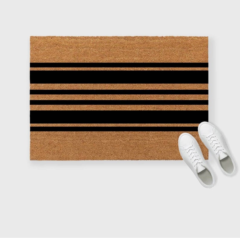 shopHomeMaven Stripe Doormat - Thumbnail 2