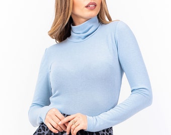 Light blue turtleneck sweater, Slim fit women's blouse, Ciel blue high neck sweater, Classic 00s fitted sweater, Comfortable basic blouse