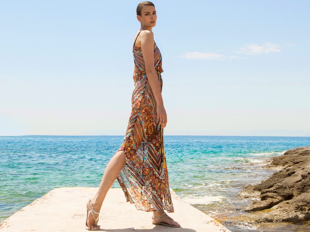 aztec striped low back bodycon dress Aztec Striped Low Back Bodycon Dress