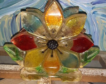 Vintage Retro Glass Like Resin Daisy or Sunflower Letter or Napkin Holder Mid-Century Modern