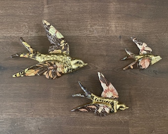 Set Of 3 Brown Gold Flying Birds Hanging Retro Vintage Style decorative Ornament Swallow Shabby Chic Mounting Flying Flock Birds Wall art