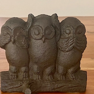 3 Wise Owls Hear No Evil, See No Evil, Speak No Evil Cast Iron Heavy Bird Door Stop Vintage Look Door Stoper Country Style Doorstop Gift