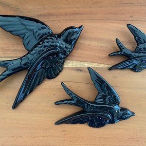 Set Of 3 Black Flying Birds Hanging Retro Vintage Style Ornament Swallow Ceramic Wall Decor Shabby Chic Mounting Flying Flock Birds Wall art