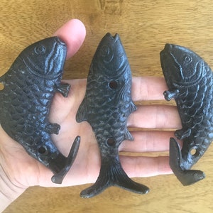 Fischhaken, 3er-Set rustikale Haken, Meereskreatur Gusseisenwandhaken, Kinderzimmerhaken, Tierhaken, Fischwanddekor, Vögel, Küstenwanddekor