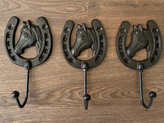 Set of 3 Vintage Look Cast Iron Rustic Antique Style Horse Shoe Wall Hooks  Feature Farm Country Hooks and Fixture Towel Hook Coat Hook -  Canada