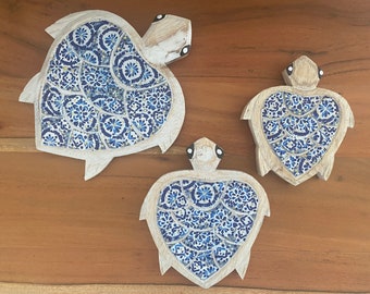 Set Of 3 Floral Wooden Floral Blue Gold Wall Turtles Hanging Retro Vintage Style Sea-life Ornament Coastal Beach Home Decorative Gift Idea