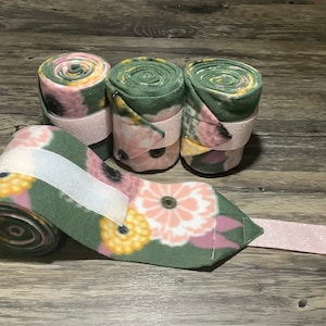 Flower Polo Wraps, Horse Polo Wraps, Set of 2 or 4, Pink Polo Wraps, Horse Gift, Polo Wraps for Horses, Mini, Pony, Show Lamb or Sheep