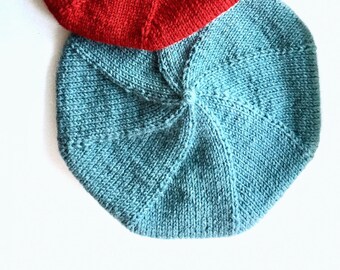 Blue beret , beretta , wool beret