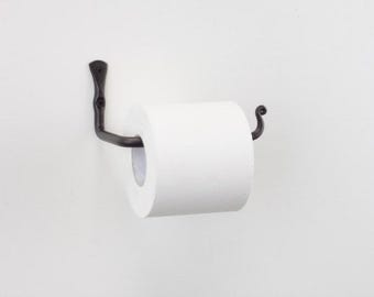 Hand Forged Rustic Iron Toilet Paper Holder, Farmhouse Iron Tissue Holder, Metal Bathroom Accessory, Cabin Style Bathroom Décor