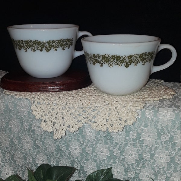 Pyrex Spring Blossom/Crazy Daisy coffee mugs - 1970's - set of 2