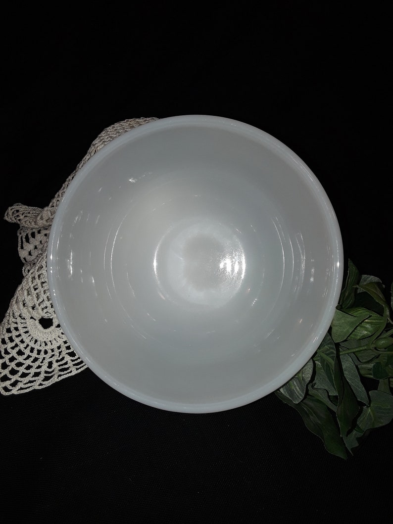 Fire King Milk Glass Mixing bowl 1960