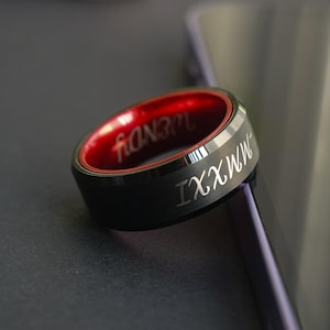Anel de tungstênio vermelho, presente personalizado de dia dos namorados, borda chanfrada com ajuste confortável interno, anel de promessa masculino com gravação