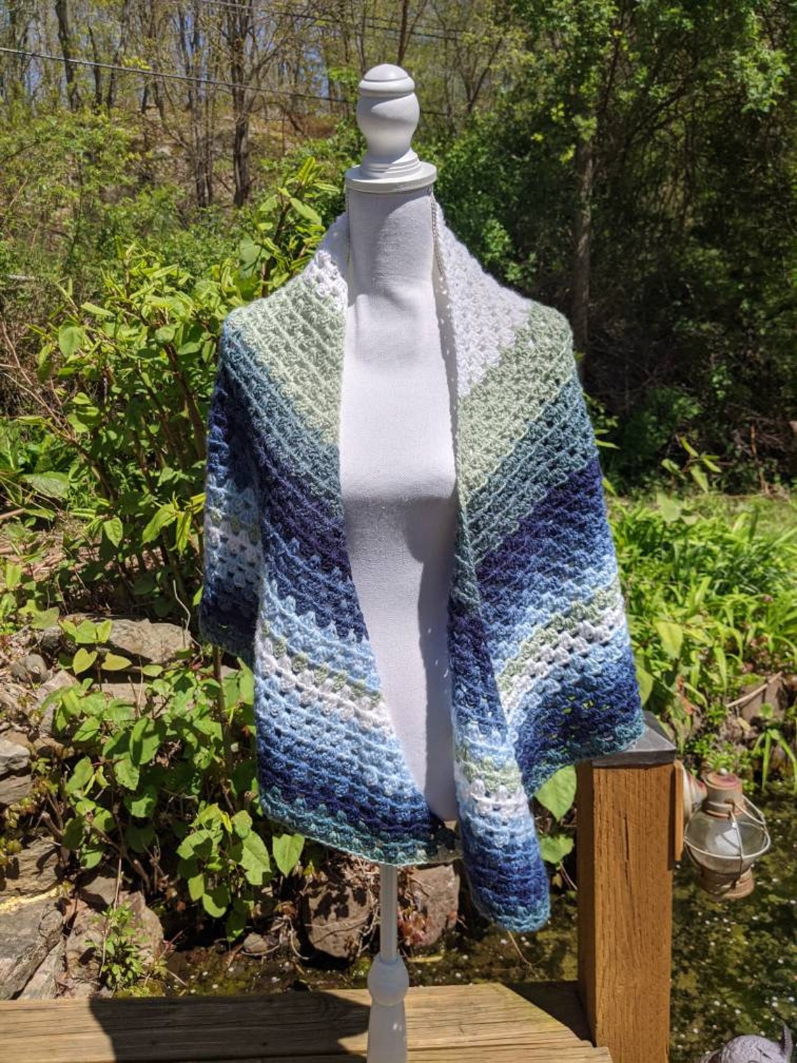 granny square pocket shawl
