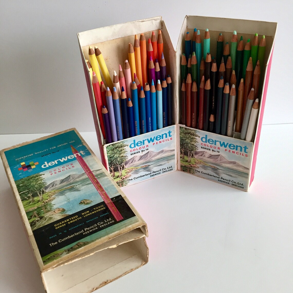 Vintage Derwent Colour Pencils Made in England 72 Color Etsy