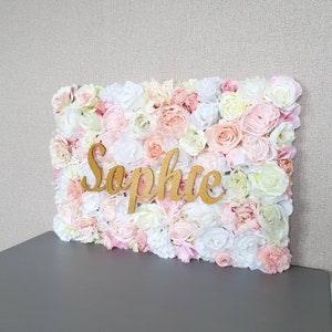 Decoração de parede de flores, placa de nome sobre berço, carta de flor, carta floral, placa de nome de berçário, decoração de berçário de menina, decoração de berçário floral