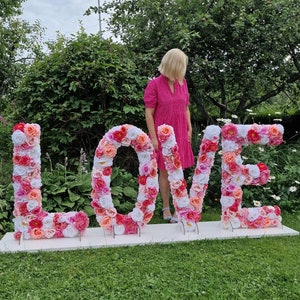 Riesiges LOVE Zeichen, Blumenbuchstaben für Hochzeit, Dekoration für Hochzeit, extra große Blumenbuchstaben, florales LOVE Zeichen, Hochzeit Herzstück