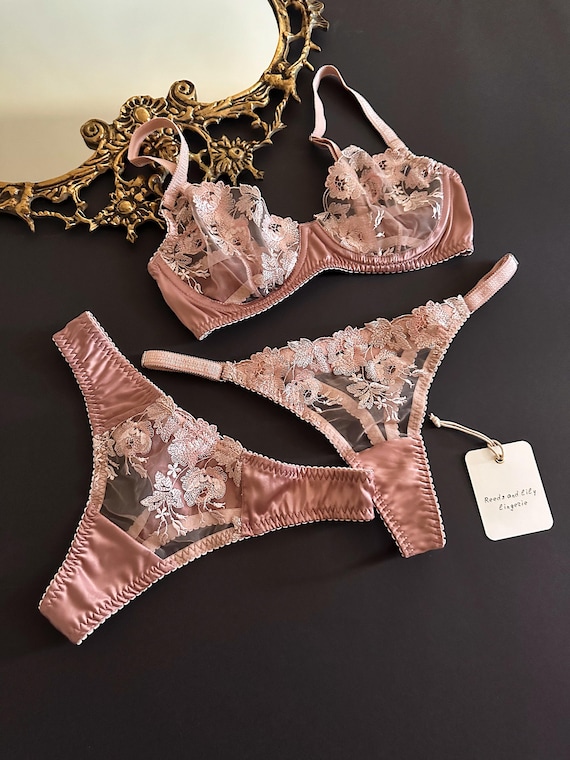 Ensemble Lingerie Lingerie Land - Couleur Taupe - Neuf Avec étiquettes - Femme - Style Assorti