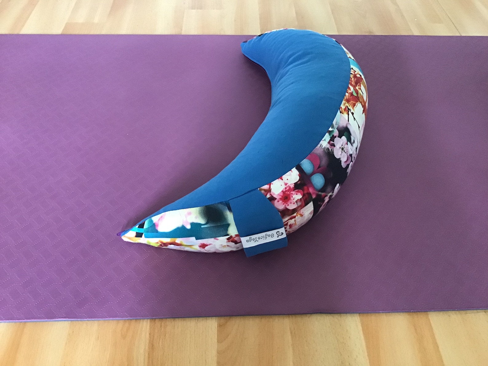 Yoga pillows / crescent pillows / meditation pillows / floor Etsy