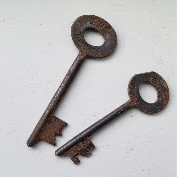 Pair of Rule Skeleton Keys