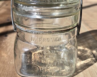Queen Half Pint SKO Queen Trademark Widemouth Jar