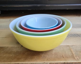 Set of Pyrex Primary Color Mixing Bowls