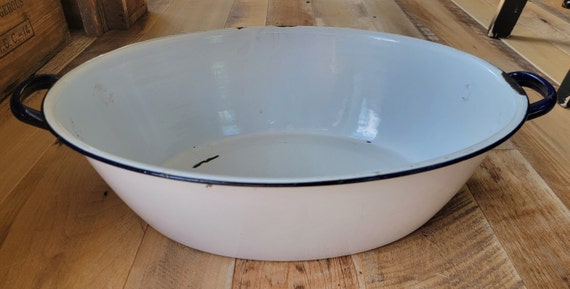 Extra Large Oval Enamel Washtub with Handles Whit… - image 4