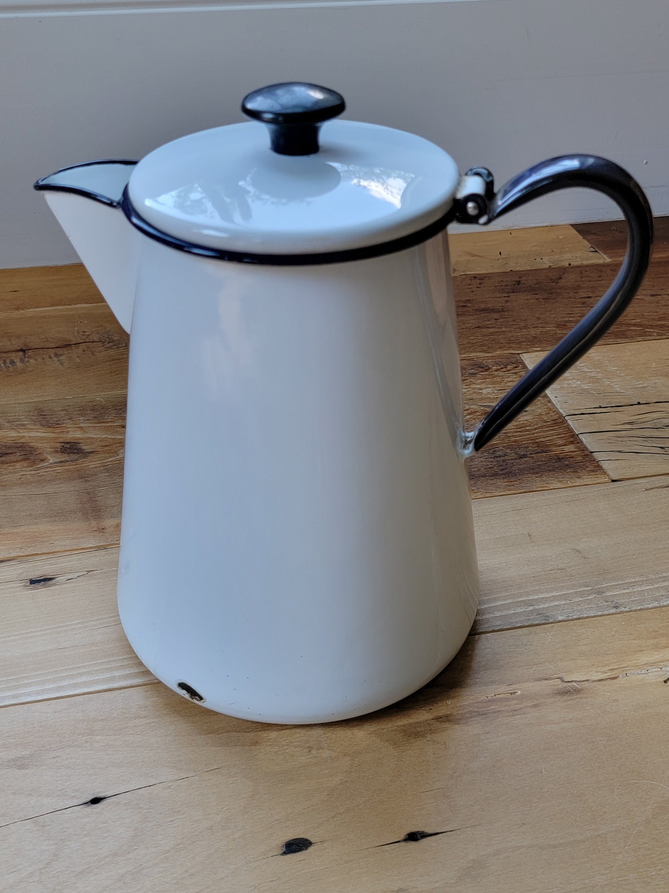 Classic White Coffee Pot 653ml/24oz