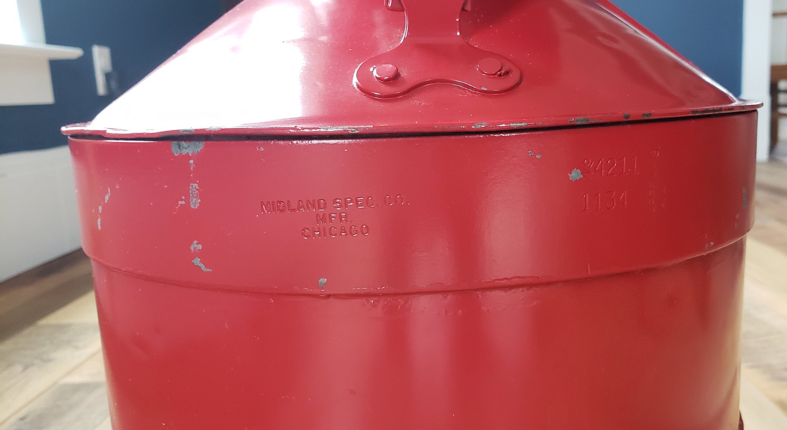 Vintage 5 Gallon Oil Can - Etsy