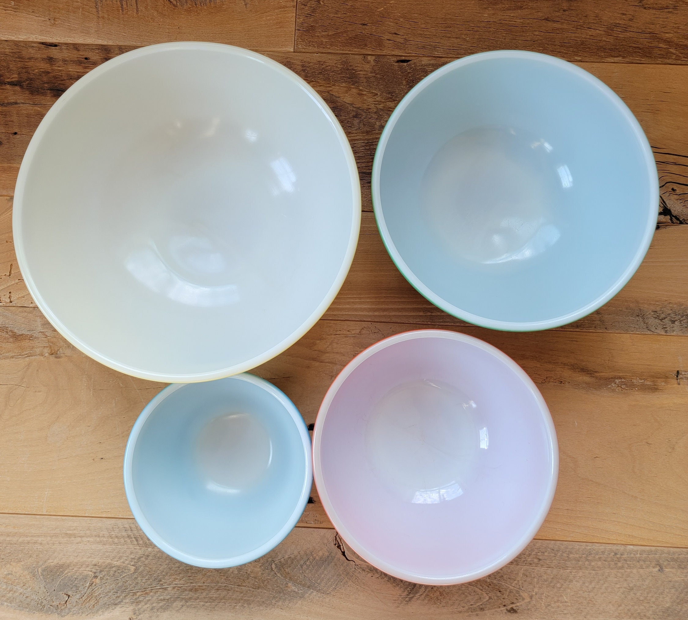 Set of 4 Vintage Primary Color Pyrex Mixing Bowls - Etsy