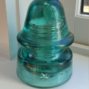 Aqua Green Star Glass Insulator CD-134
