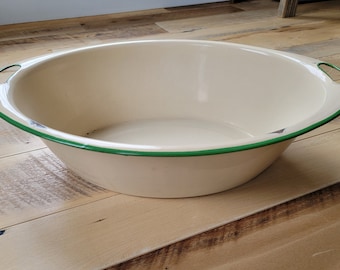 Extra Large Oval Enamel Wash Tub Cream with Green Tub