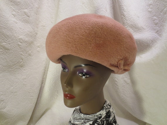 Vintage,1950's-Early 1960's, "Martelle", Pink Fur Felt Beret with Small Decorative Pink Felt Bow