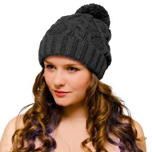 Hats Women Grey Winter Chunky Bobble Hat Grey Ladies Bobble Beanie Hat with Pom Pom Womens Pompom Woolly Hat Long Woollen Chunky Cable Knit