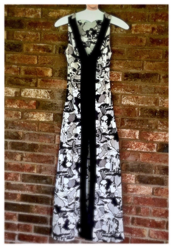 1960s Super Retro Black & White Tunic Dress • Floo