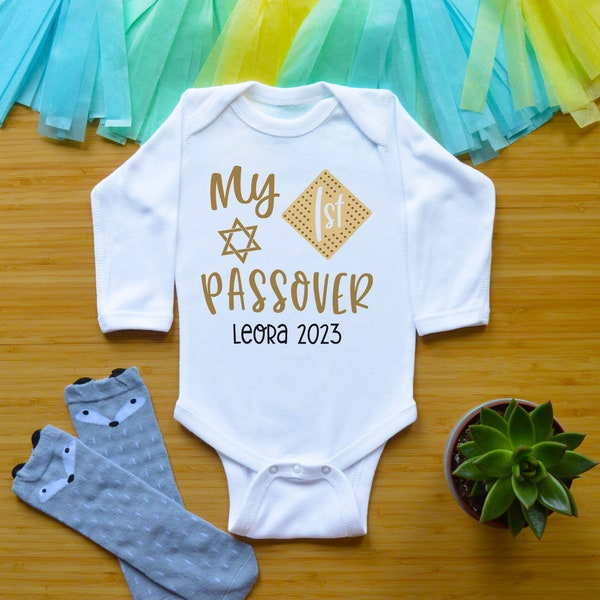 My 1st Passover Baby Outfit, First Passover Baby Clothes,  Personalized Jewish Newborn Matzah Baby Outfit, Custom Name Matzo Shirt