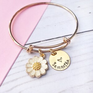 kids daisy bracelet - girls daisy bracelet - personalized flower bracelet - flower charm bracelet - young girls jewelry flower girl bracelet